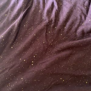 Stunning Apt 9 long sleeve top in plum with gold glitter size medium